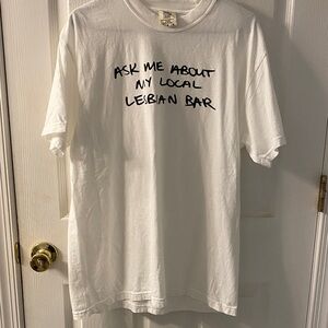 Lesbian bar project T-Shirt